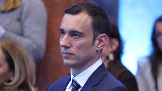 Сигнал относно правомощията на столичния кмет Васил Терзиев събира Общинската